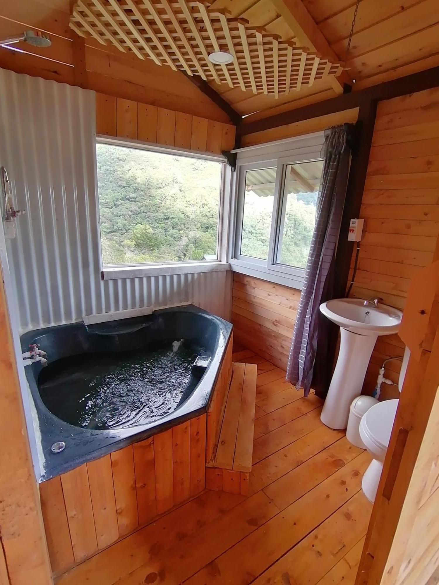 Mario'S Lodge Providencia Copey Eksteriør bilde